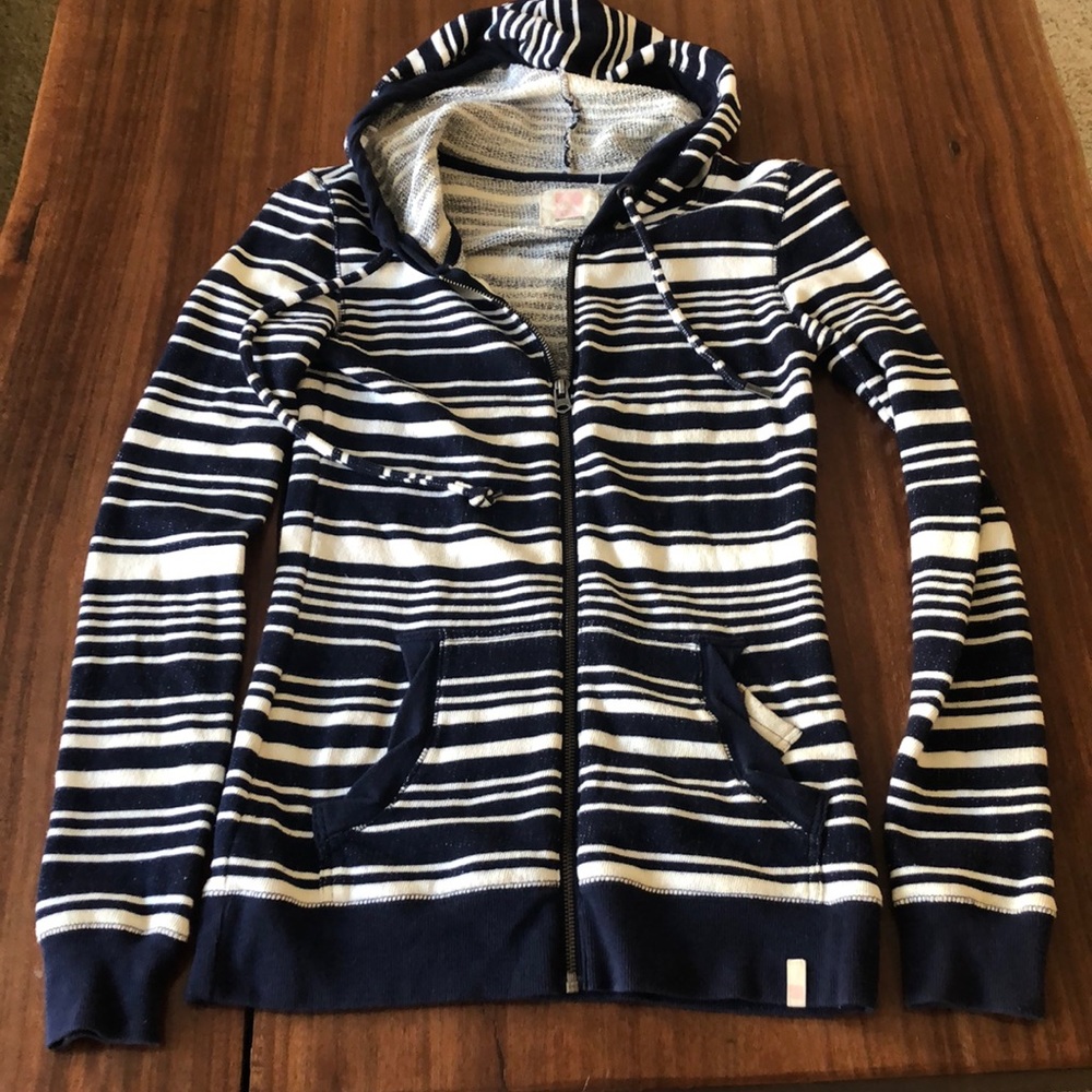 Quicksilver zip up hoodie sweatshirt
